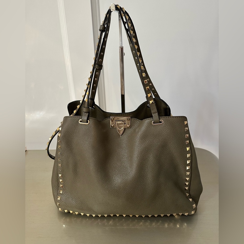 Valentino Medium Rockstud Bag EUC